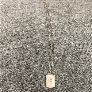 Pure Sliver with E Pendant on mother pearl